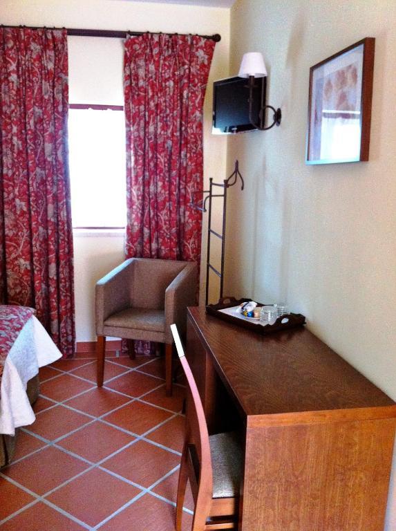 Casa Do Largo - Golega - Turismo De Habitacao Ξενοδοχείο Δωμάτιο φωτογραφία