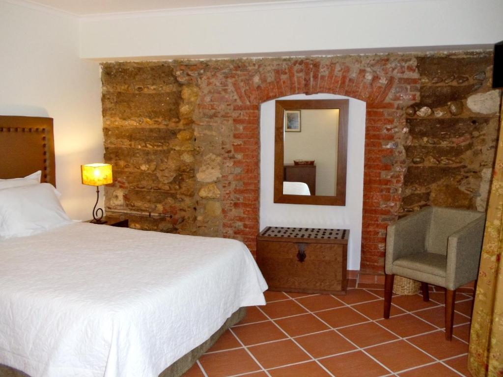 Casa Do Largo - Golega - Turismo De Habitacao Ξενοδοχείο Δωμάτιο φωτογραφία